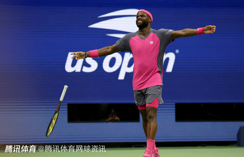 RS: দুর্দান্ত কামব্যাক! Tiafoe ৩-২ গোলে Michelsen-কে হারিয়ে US Open সেমি